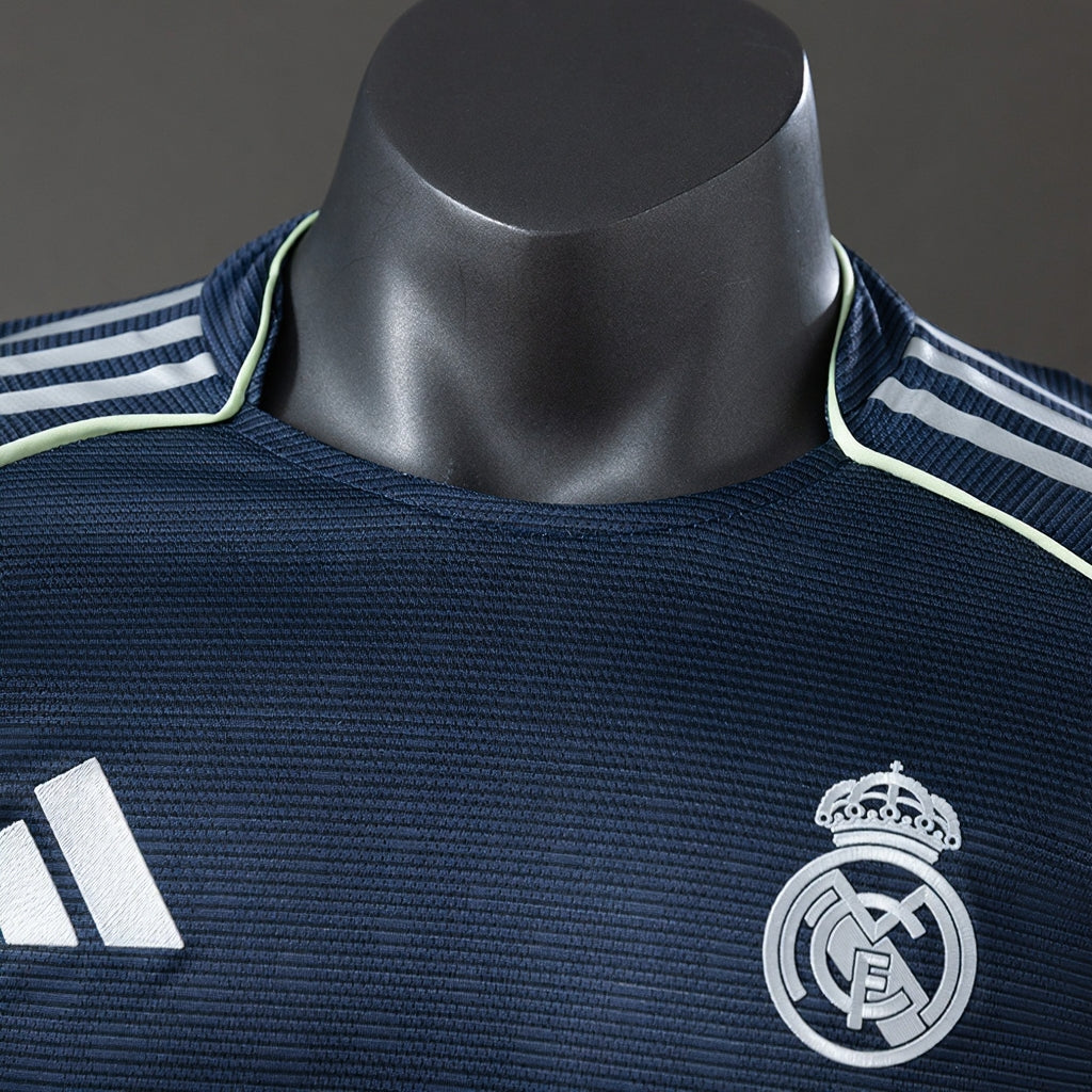 REPZ · Real Madrid 25-26 26/27 Visitante Player ML · Foto 5