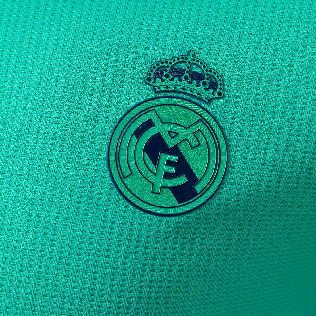 REPZ · Real Madrid 19-20 26/27 Tercera Retro · Foto 4