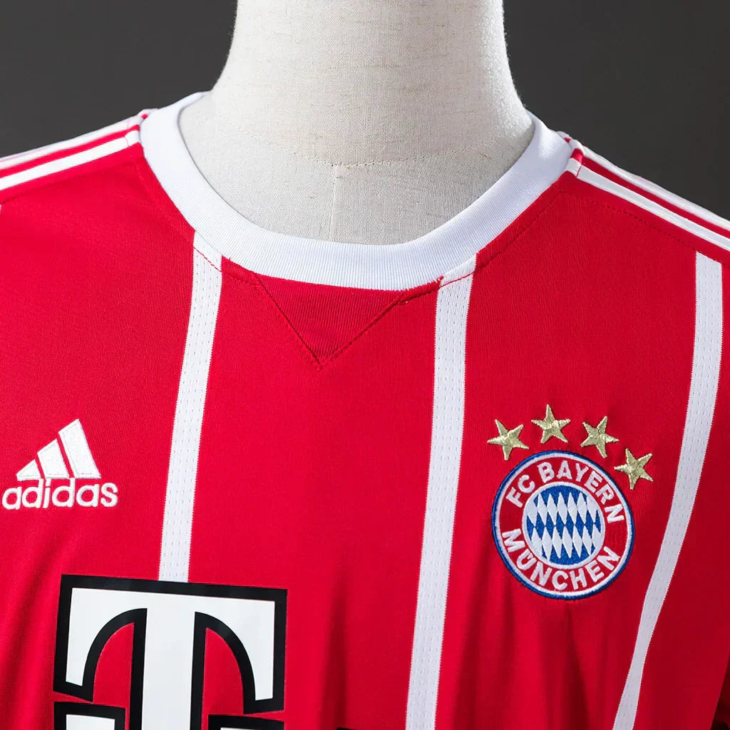 REPZ · Bayern Munich 17/18 Titular · Foto 6