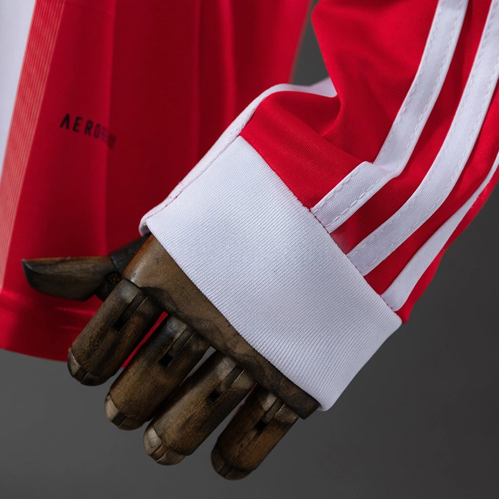 REPZ · Bayern Munich 25/26 Titular ML · Foto 4