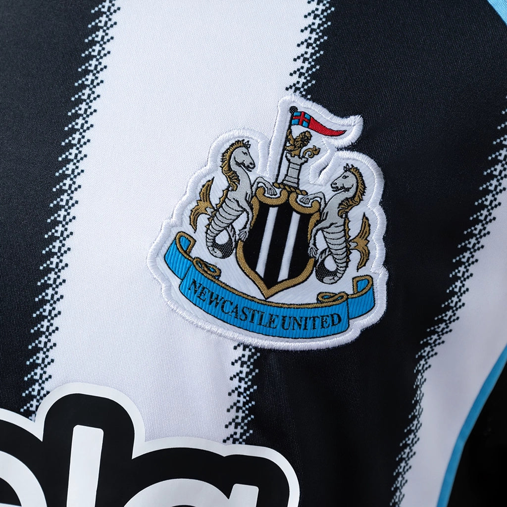 REPZ · Newcastle 25/26 Titular ML · Foto 5