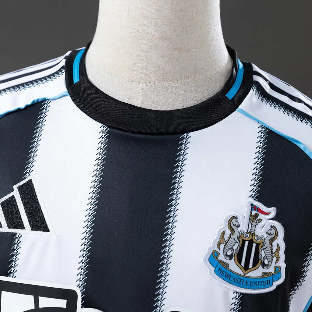 REPZ · Newcastle 25/26 Titular ML · Foto 7