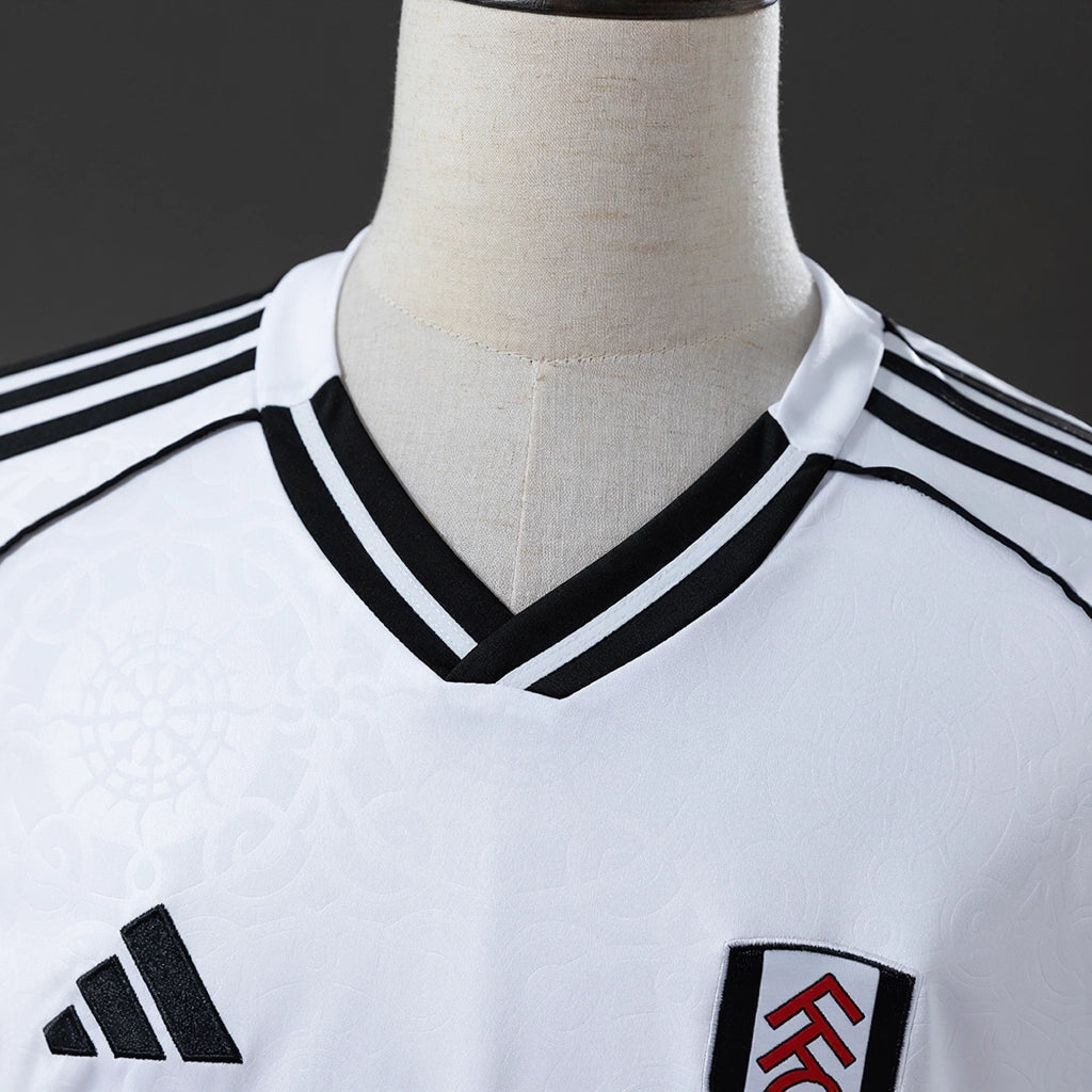 REPZ · Fulham 25/26 Titular · Foto 7