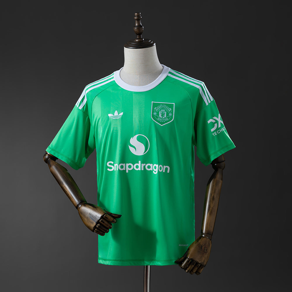REPZ · Manchester United 25/26 Tercera