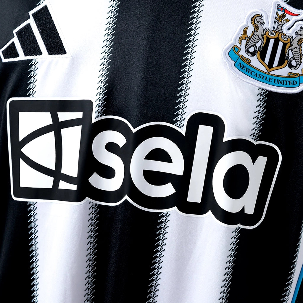 REPZ · Newcastle 25/26 Titular · Foto 6