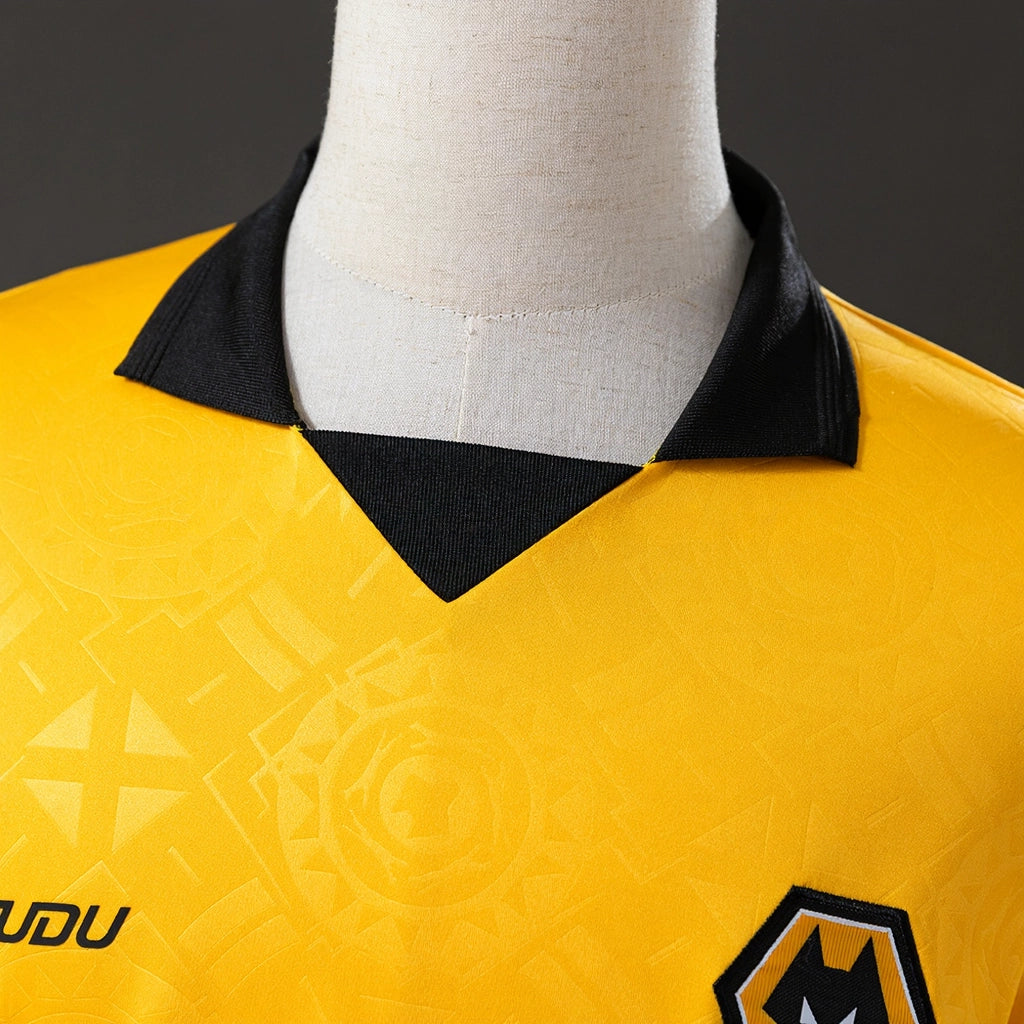 REPZ · Wolves 25/26 Titular · Foto 6