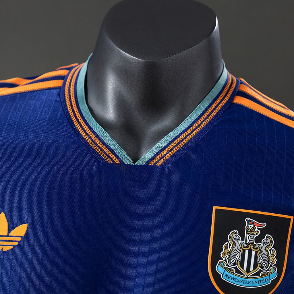 REPZ · Newcastle United 25-26 26/27 Tercera Player · Foto 6