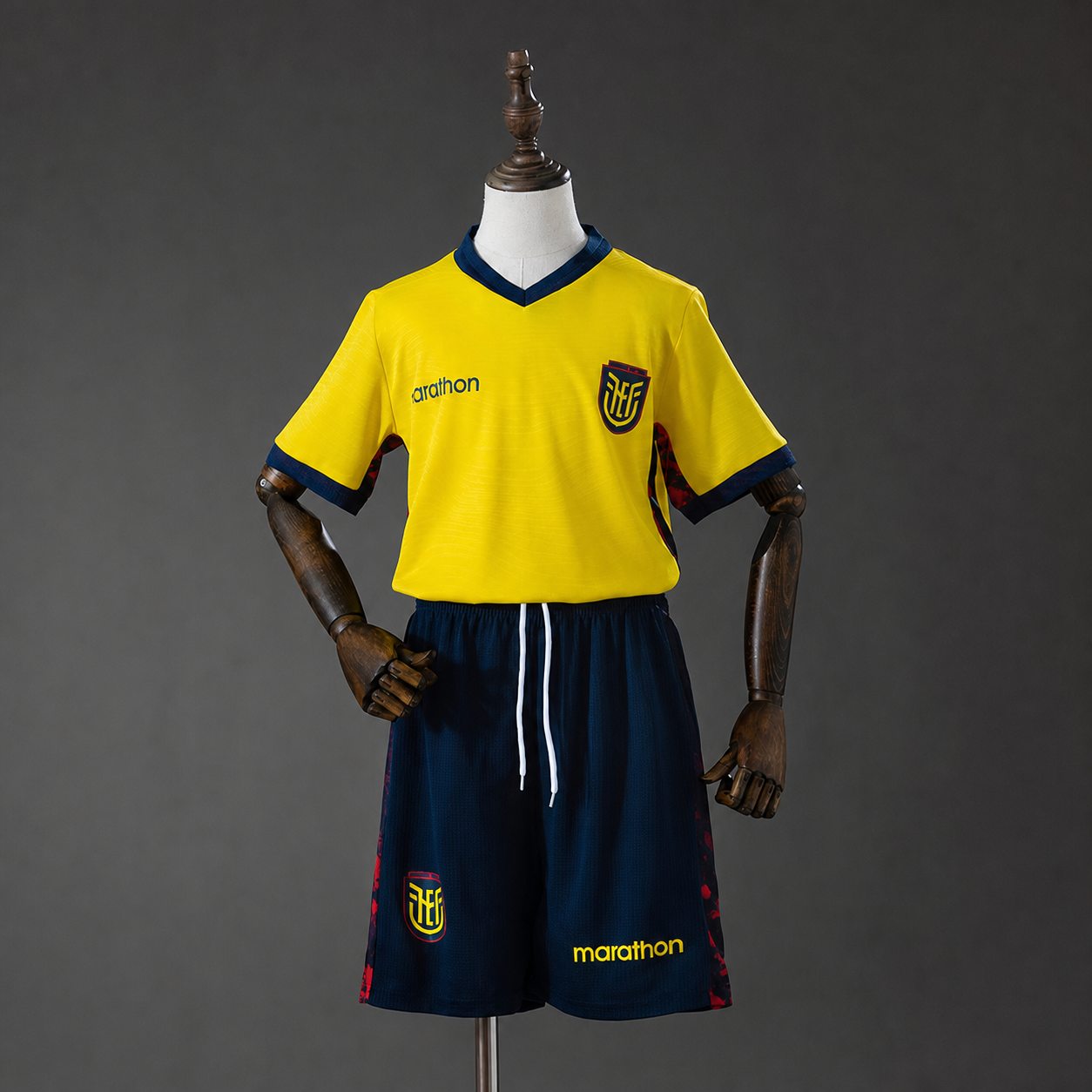 Ecuador 2026 Titular Kit Infantil - 1
