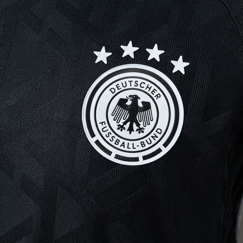 REPZ · Alemania 2024 Titular Player · Foto 4