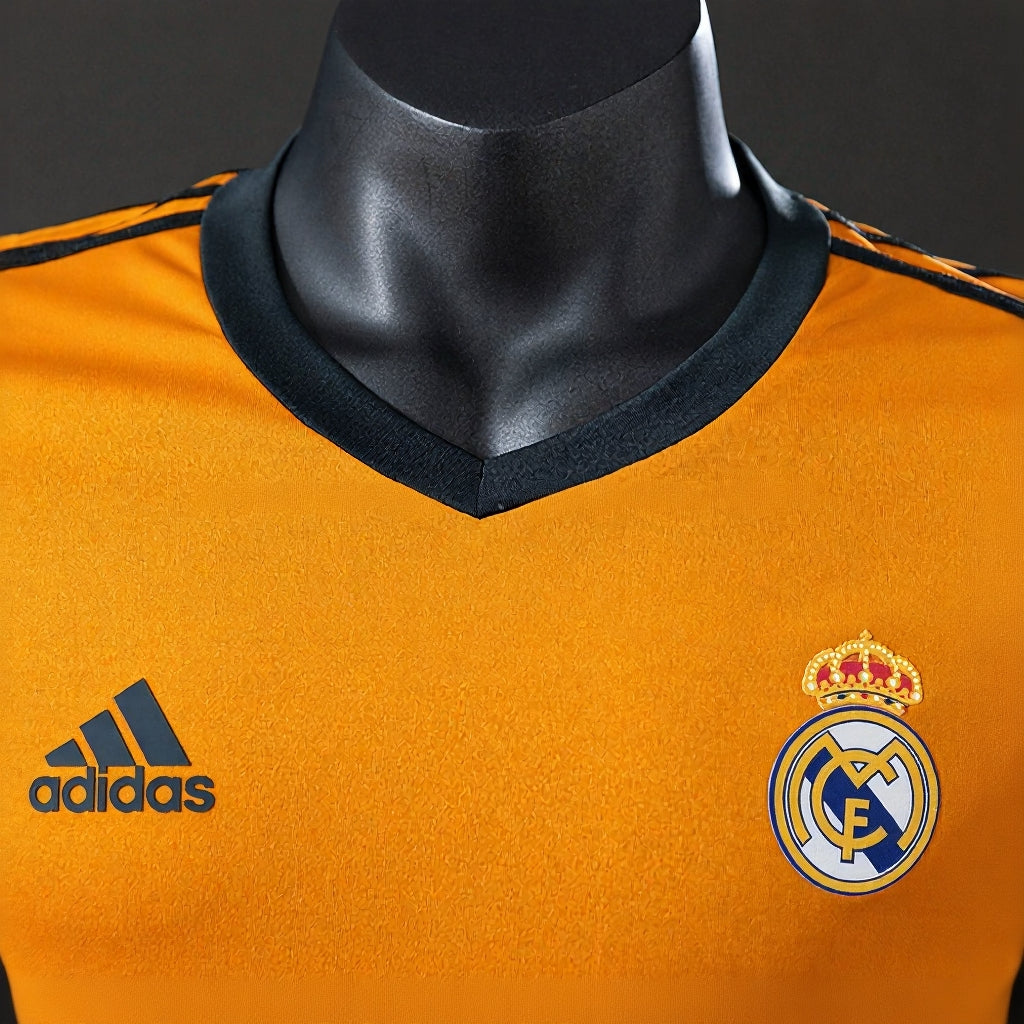 REPZ · Real Madrid 13-14 26/27 Tercera Retro · Foto 6