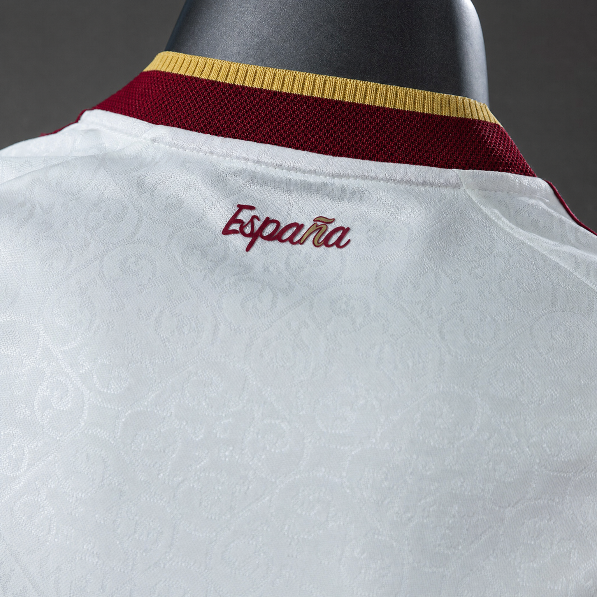 REPZ · España 2026 Away 2 Estrellas Campeones Versión Jugador · Detalle 7/7