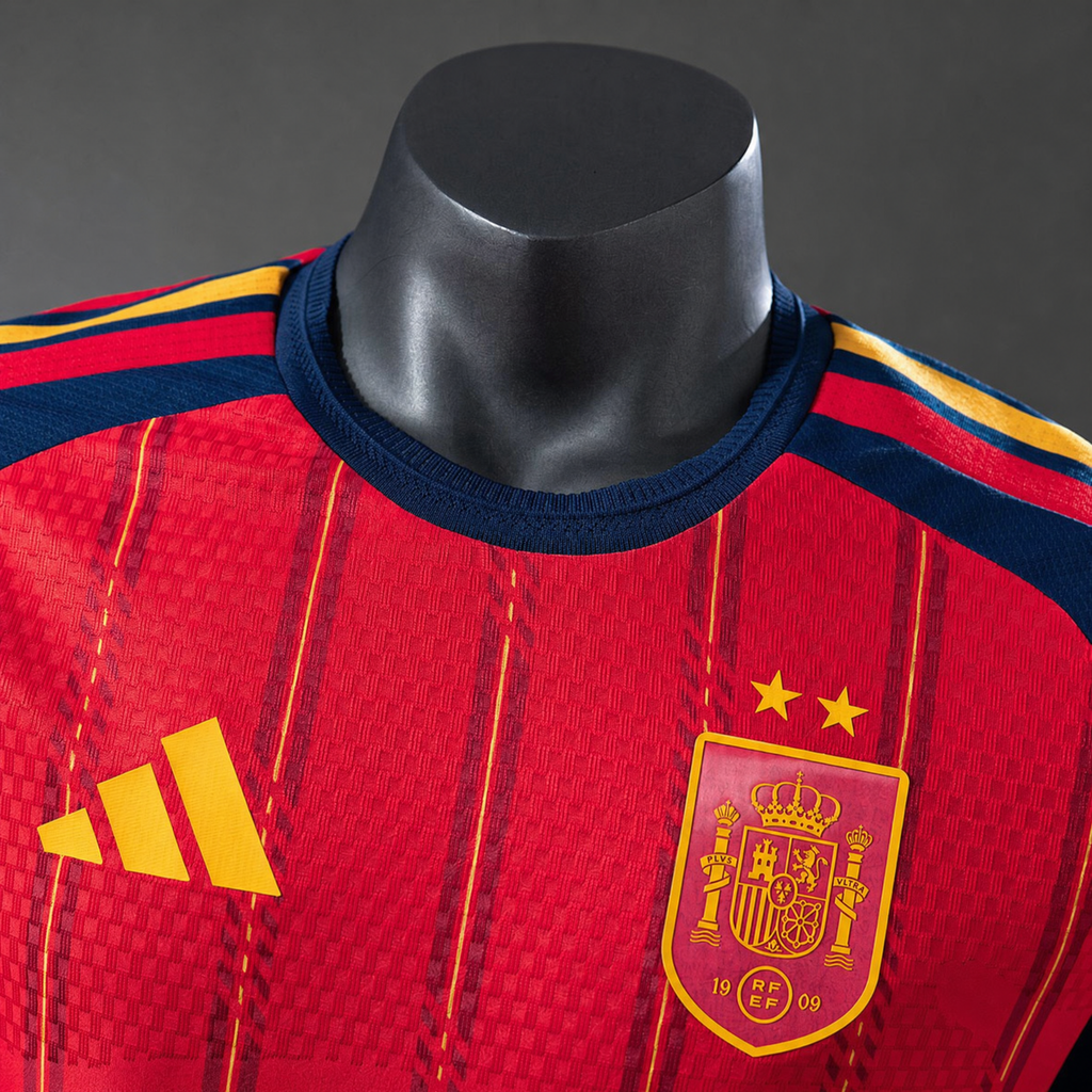 REPZ · España 2026 Home 2 Estrellas Campeones Versión Jugador · Detalle 2/6
